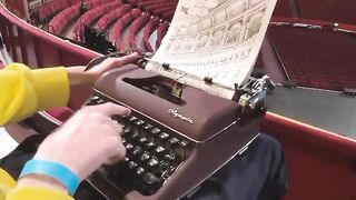 This Artist Draws Stunning Pictures With a Typewriter! 🤯⌨️