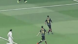 The extraordinary skill of CR7 siiuu