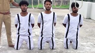 Fansi lagne se pahle teenon aakhri mang 😀😀