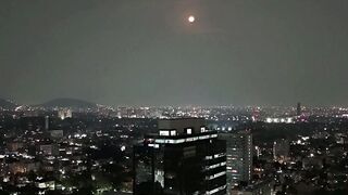 Você ainda está de pé. Isso já é um milagre dizendo que não acabou!
