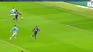 Se equivocaron con el numero de Aguero y lo tuvieron que c...o