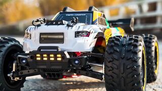 Dakar-style RC off-road vehicle