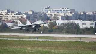 Mikoyan Gurevich Mig 29 Fulcrum Landing