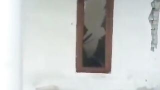 Di jawa timur rumah ke samber petir