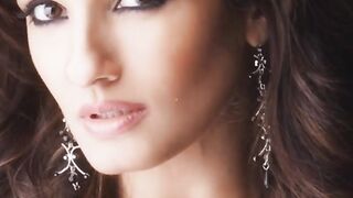 90s Beauty queen  Raveena Tandon whatsApp status video _fire_- youtube- shorts- bollywood ( 1080 X 608 )