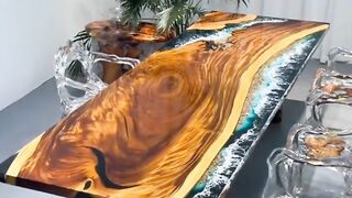 A classic ocean resin tea table that you just