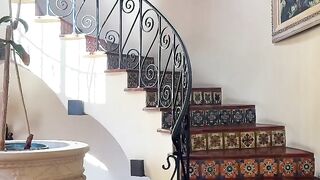 Characterhomesla