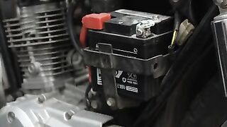 Bettery terninal cleaning in honda cg125