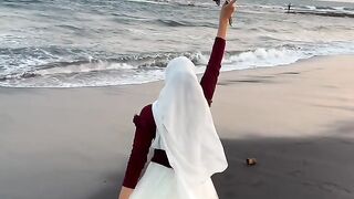 Beach 37