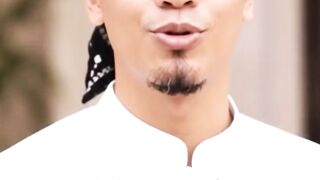 "Ketika Alloh menunda jawaban doa" Ust Marcho