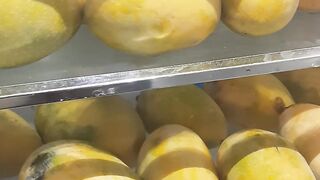 My  favourite fruits mango