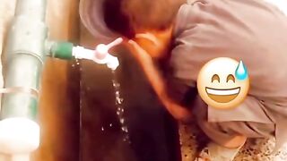 Niat mau nagambil  peci malah nyungseb hahaha