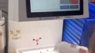 🤯 This High-Precision Machine Counts 100 Tablets in Seconds! 💊⚡