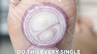 **Red Onion Detox on Your Feet?! 😱 See What Happens Overnight!**