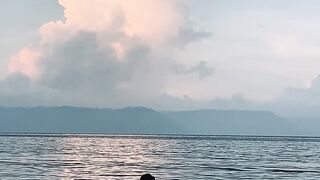 swim with view in danu toba