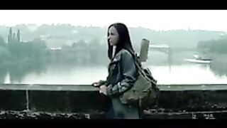 Numb (Official Music Video) [4K UPGRADE] – Linkin Park 3