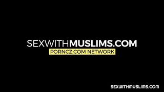 Xvideos_a_horny_soldier_groped_a_petite_woman_in_a_hijab