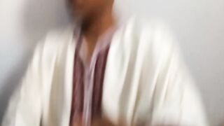 When the professor says to us, clap for your colleague, my friend at the last table:????????