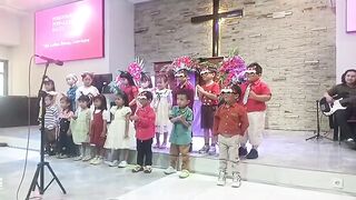 Christmas presentation by the Sunday school children