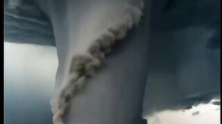 🌪️😱 VEJA COMO SERIA O PODER DESTRUTIVO DO FURACÃO MILTON!