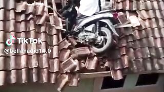 Epek seblakm jadi nyungseb  hahah