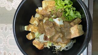 Gado gado (Indonesian Salad with coconut sauce dressing)