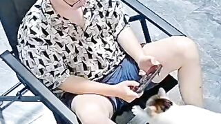 Cat Brings a Live Frog into the House!