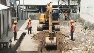 3 Stages of Building a MODERN Swimming Pool From Scratch | Excavation to Finished!