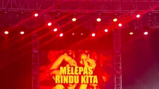 rebellion rose band