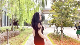 Elegance in Motion | Cinematic Walk & Fashion Lookbook