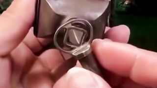 🤯 This Ancient Chinese Lock Is a Mechanical Masterpiece! 🔐🏮