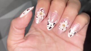 Press on nails 2