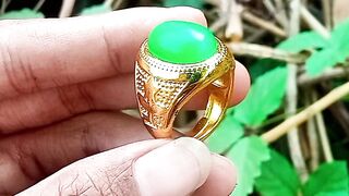 Cincin emas pasir Vietnam