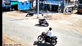 மயிரிழையில் உயிர் தப்பிய சிறுமி!