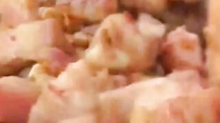 Spicy Pork in cucunot milk recipe