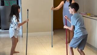 Precisa de muito para proporcionar uma infância feliz.