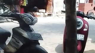 Everyday Life in Indonesia 🇮🇩 | Small Street Shops and Local Roads
