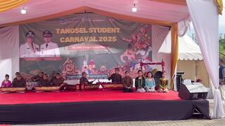 Young Talents Preserving Culture: Kids Live Gamelan Performance at Tangsel Student Carnaval