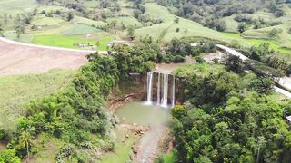 WATERFALLS CHORDS ????️ EARTH WONDERS ???? COOL BEATS