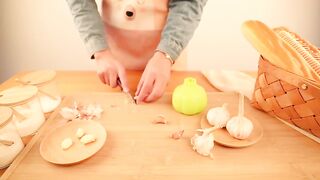 samt kitchen gedgetsCreative Rubber Garlic Peeler