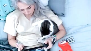 Cat Massage Spa Day! So Relaxed! 14