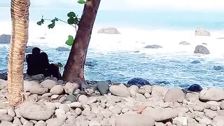 Beach 44