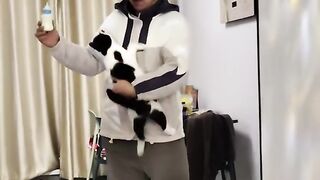 Cat Wakes up Confused! 16