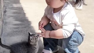 ASMR Cat Purring to Help You Sleep 💤 5