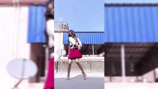 Indian Girl Pammi Samm Dance
