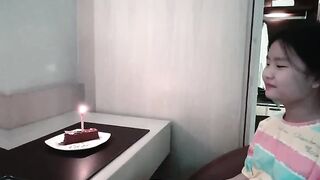 Cat Meets a Mirror for the First Time! 13