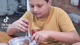 tentei não rir