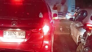Traffic 9
