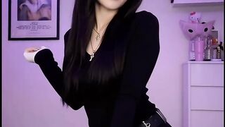 Sweet Girl Stylish Cardigan Greeting 🤍 3