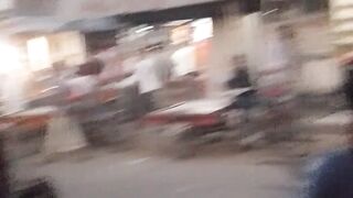 বাজারে 2